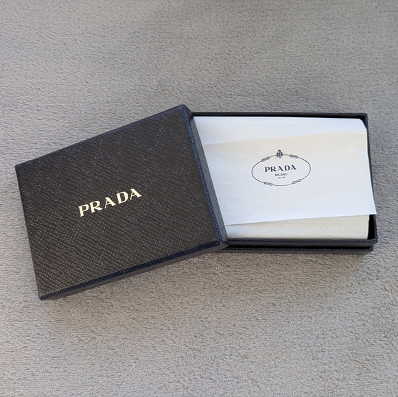 Prada Madras Floral Card Holder - Picture 5 of 14